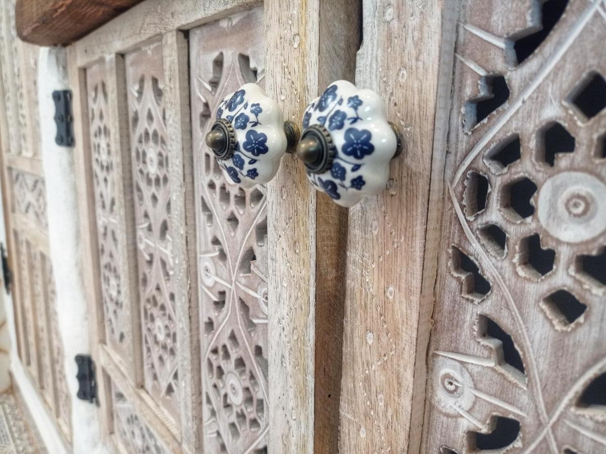 Bungalov Trapani Ruzova Bagian luar foto